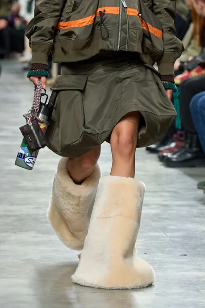 Look 183